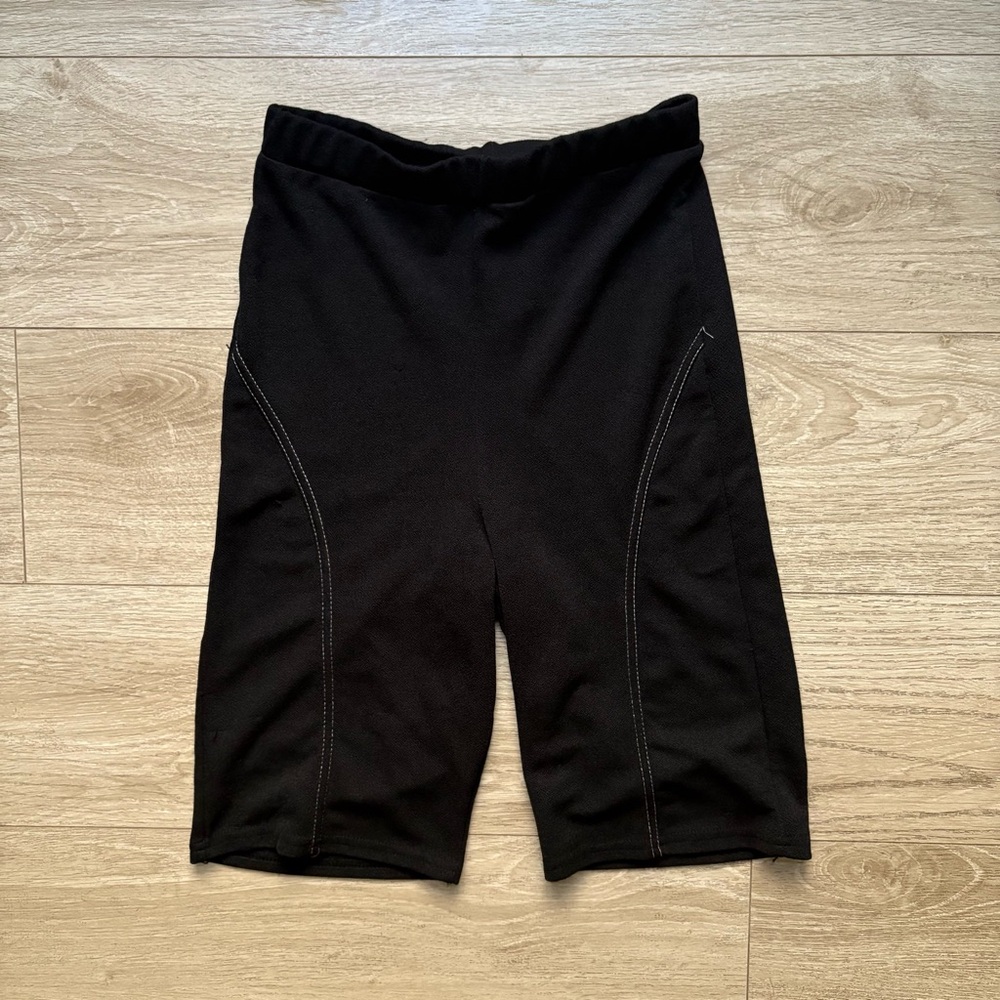 Pretty Little Thing Bike Shorts - black